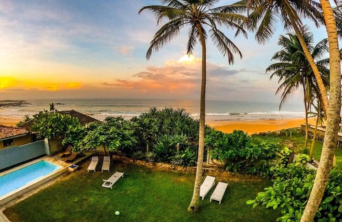 Hikkaduwa Villa | Beach Villa Yang near Hikkaduwa, with Pool and Cook - Semi-detached House