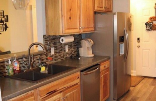 Mount Pleasant Condo | Beachburgh, a cozy coastal retreat on Shem Creek