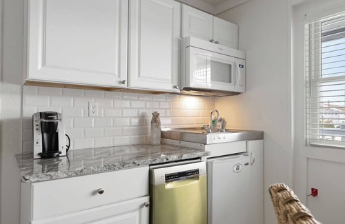 Avalon Resort | Beachcomber Resort 1bedroom Double Suite