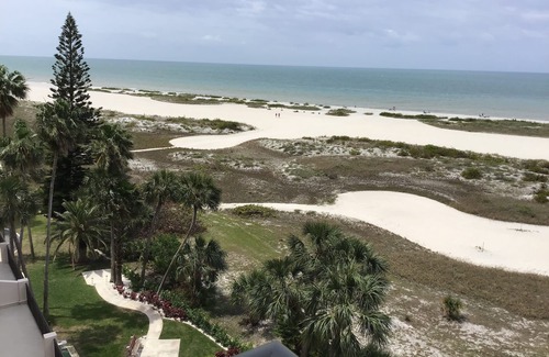 Sand Key Condo | BEACHES ARE BEAUTIFUL—ENJOY a 7th Floor CONDO!