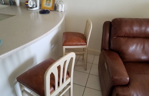 Ortona Park Condo | Beachfront 1-bedroom1 bath 680 squft. condo steps to Daytona Beach