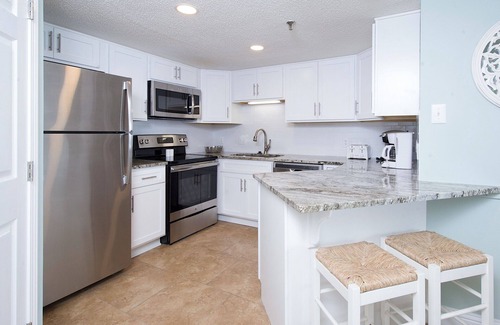 Orange Beach Condo | Beachfront 2BR/2BA/Direct Gulf Front & Amenities/Book for Spring & Summer!