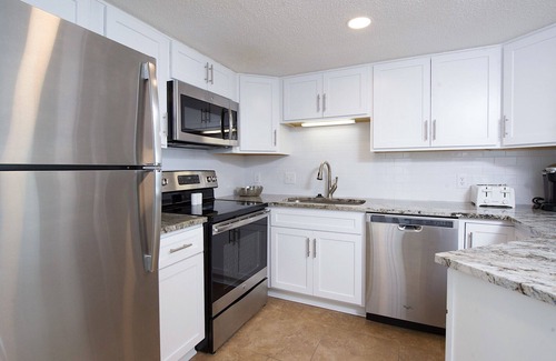 Orange Beach Condo | Beachfront 2BR/2BA/Direct Gulf Front & Amenities/Book for Spring & Summer!