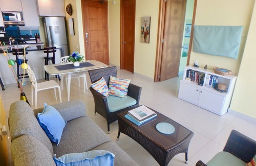 El Cabrero Apartment | Beachfront 2BR Apt with Pool, Fabulous Balcony & Sea Views, Steps To Old City