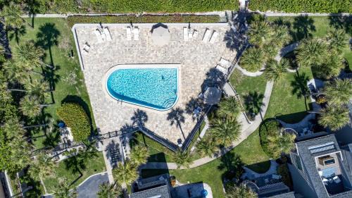 Belleair Beach House | Beachfront Aldea 11