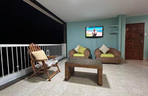 Salinas Apartment | Beachfront apartment in Salinas Malecom