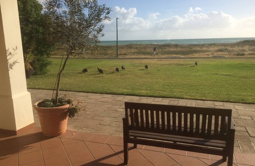 Elgin House | Beachfront apartment