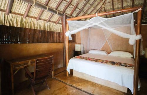 Troncones Apartment | Beachfront Casa Palmillas Troncones with pool and 3rooms