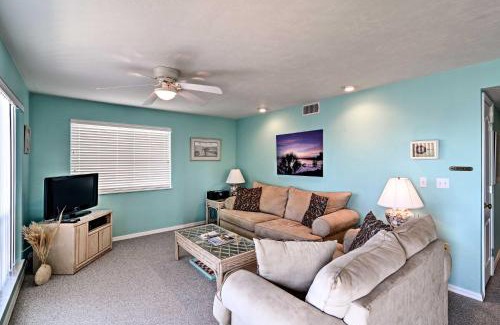 Cedar Key Apartment | Beachfront Cedar Key Condo with Pool, Spa and Views!