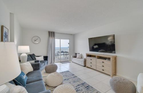 Gulf Shores Apartment | Beachfront Condo in Gulf Shores with Pool Access!