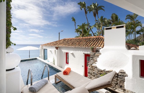 Arco da Calheta Cottage | Beachfront cottage in Calheta | Cottage do Mar