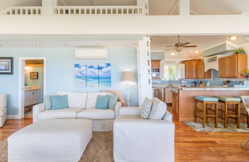 Pupukea Cottage | Beachfront Home at the world famous Banzai Pipeline