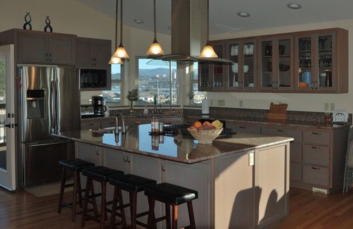 Bayshore House | Beachfront Home Handicap Accessible With Elevator, Hot Tub, Sauna and 2 Masters