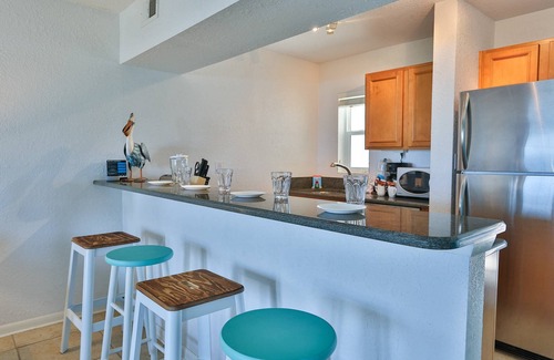 Pass-a-Grille Historic District Condo | Beachfront location on Pass-A-Grille beach.Walking distance to great restaurants and downtown shops.