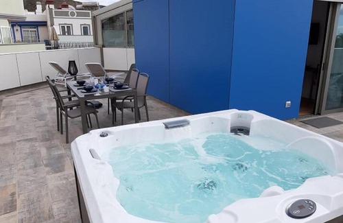 Playa de Mogan Apartment | Beachfront Loft in Puerto de Mogan by El Sirocco