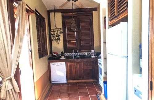 Ixtapa - Zihuatanejo Villa | Beachfront Luxury 3BR Villa, Playa La Ropa - Zihuatanejo