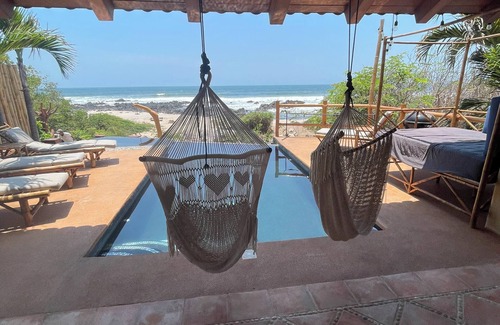 Troncones House | Beachfront Luxury home/w hot tub and infinity pool