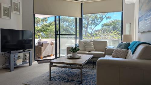 Rockingham Apartment | Beachfront Nautilus