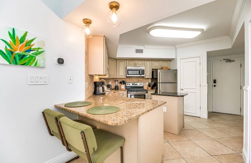 Orange Beach Condo | Beachfront OB 3BR Sleeps 8 Indoor Pool