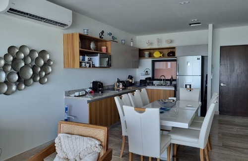 Yucatan Peninsula Apartment | Beachfront Oceanview Luxury Apartment (sleeps up to 8) Yucalpeten Resort Marina.