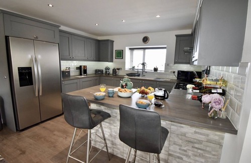 Glenariff House | Beachfront property with stunning views, hot tub & Nordic BBQ hut - Antrim Coast