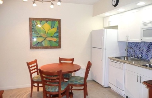 Belle Vista Condo | Beachfront Resort Condo Heated Pool Direct Beachfront
