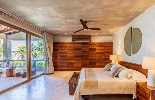 Soliman Bay Villa | Beachfront Tankah 3 villa for 18 guests!