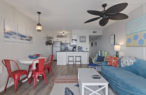 McCutcheon Field Condo | Beachfront, Updated, Topsail Dunes "Shining Sea"