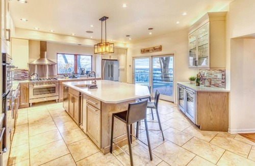 Miller Beach Villa | Beachfront Villa + Addition, Skyline views, Hot Tubs, Luxury Smart Home