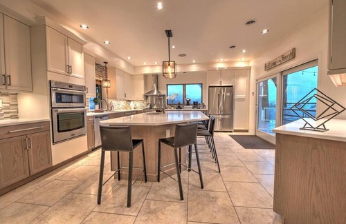 Miller Beach Villa | Beachfront Villa + Addition, Skyline views, Hot Tubs, Luxury Smart Home