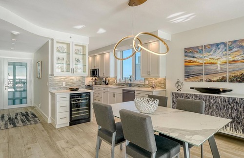 Longboat Key Condo | Beachplace 8-601 by FGC