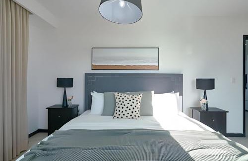 Juan Dolio - El Pueblo Apartment | Beachside 1BDR Dreamy Apt.| BBQ + Pool & Sea View