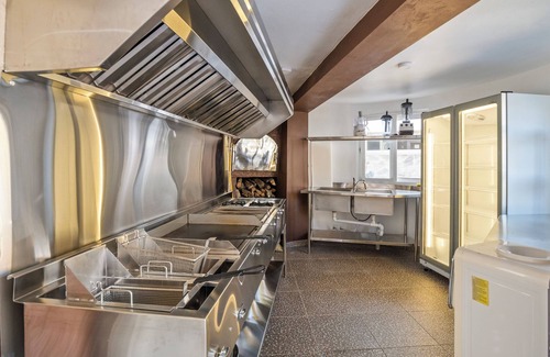 Sosua Villa | Beachside 9BR Oasis/Pickle Ball/Infrared Sauna