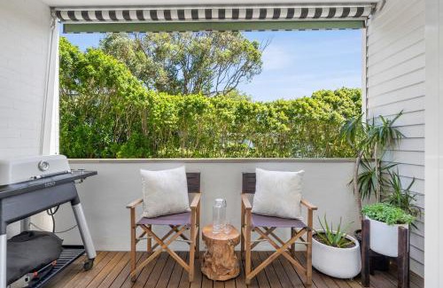 Avalon Beach Apartment | Beachside escape steps from the surf & village