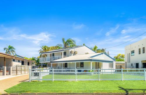 Slade Point House | Beachside Mackay, Lamberts Beach, Mackay