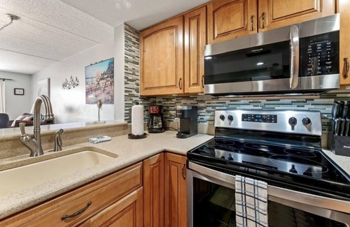 St. Augustine Beach Condo | Beachside Retreat-Courtyard Villa~Beachside by RedAwning