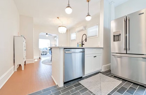 Margate City House | Beachy 3-bedroom house with WiFi and AC in walkable Margate