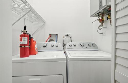 Valparaiso House | Beacons' Nest, Valpo U, Downtown & Dunes