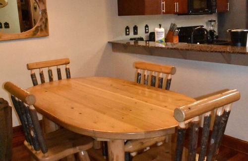 Pigeon Forge Condo | Bear Elegance in the Heart of Pigeon Forge