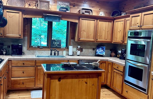 Unaka House | Bear Paw - Lake Hiwassee - Murphy, NC