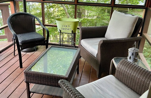 Unaka House | Bear Paw - Lake Hiwassee - Murphy, NC