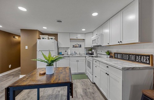 Sevierville Condo | Bearadise Mountain Getaway