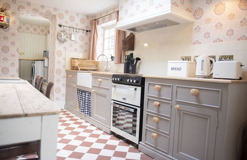 Coneysthorpe Cottage | Beau Repaire - a small cottage sleeping two guests, two part of the Castle Howard Estate