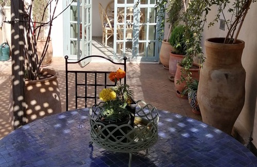 Talaa House | Beau Riad for Rent (breakfast service included)