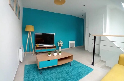 Mesigny Apartment | Beau T2 Neuf Dans une Maison Rénovée
