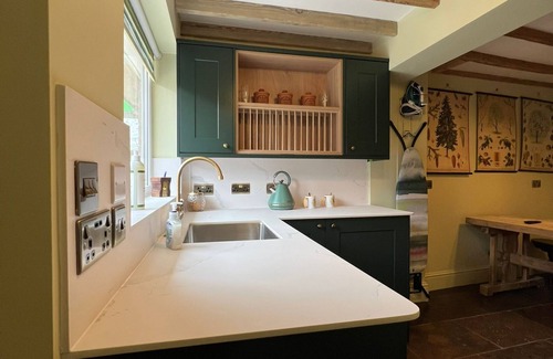 Newark House | Beaumond Cross Inn