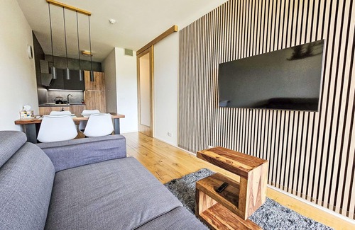 Janske Lazne Apartment | Beautiful apartment for 4 guests with WIFI, TV, balcony and panoramic view