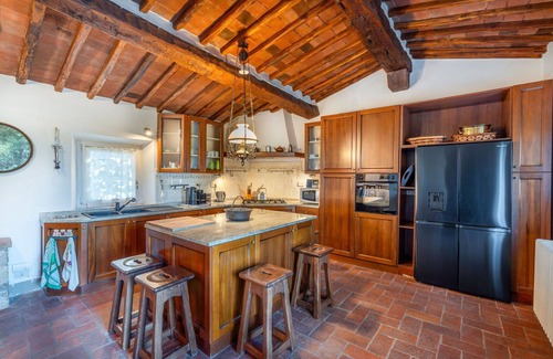 Castellina in Chianti Villa | Beautiful private villa with WIFI, private pool, TV and patio, close to Greve In Chianti