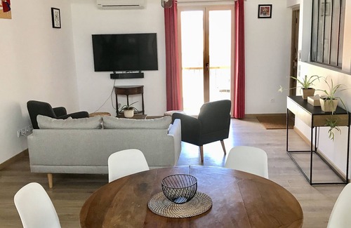 Claira Apartment | Beautiful 110 m2 loft 10 minutes from the beach