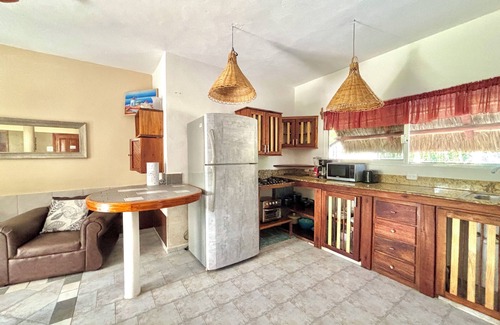 Playa del Secreto Villa | Beautiful 2 Bdrs. Casa Angelica, Pool & Beach Wi-Fi, sleeps 6